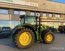 John Deere 6215R John Deere 6215R