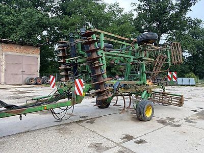 John Deere Multitiller 410 John Deere Multitiller 410