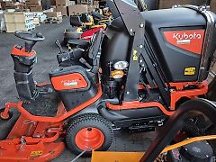 Kubota FC3-261 FRONTSAMMELMÄHER