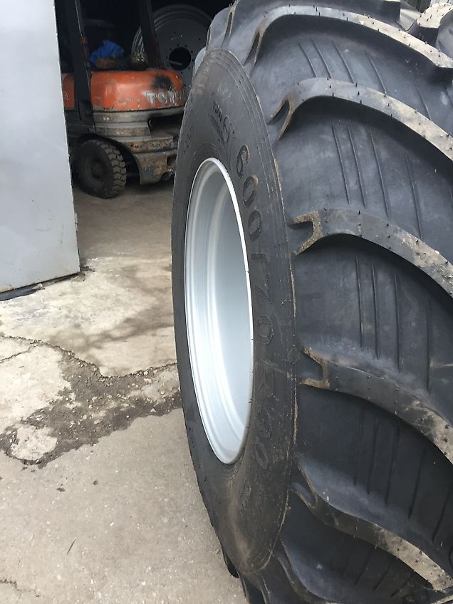 Dneproshina Dneproshina 600/70R30 (23.1R30) AGROPOWER DN-164 152D (155A8) TL