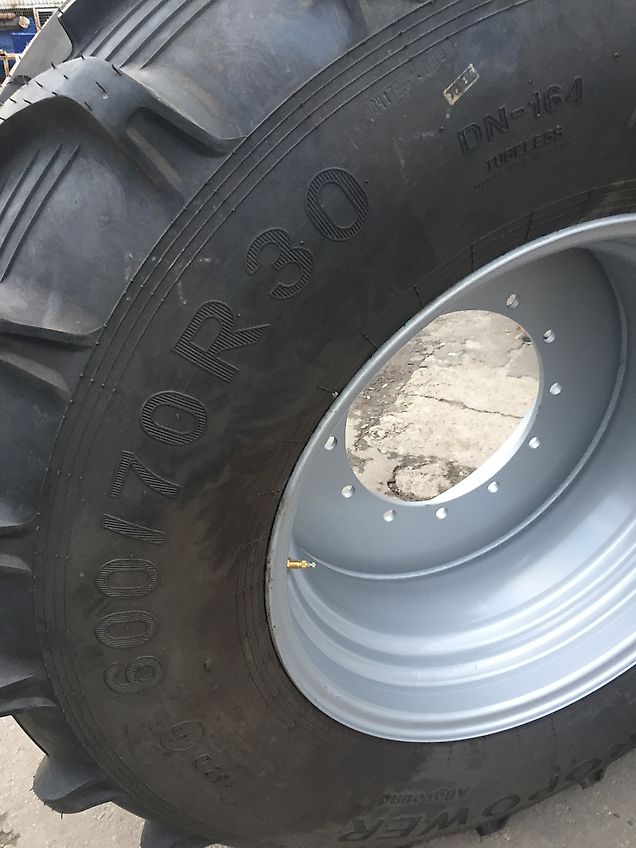 Dneproshina Dneproshina 600/70R30 (23.1R30) AGROPOWER DN-164 152D (155A8) TL