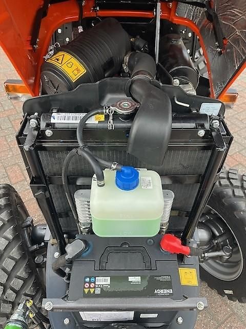 TAFE 6028H + FKH + FZW + Kreiselegge + Frontmähwerk