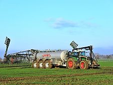 Garant Kotte PTR 31.300 und Fendt Vario 939