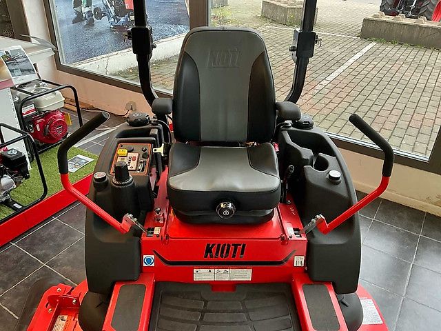 Kioti Zitmaaier/ Zero Turn Mower