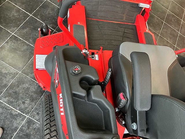 Kioti Zitmaaier/ Zero Turn Mower