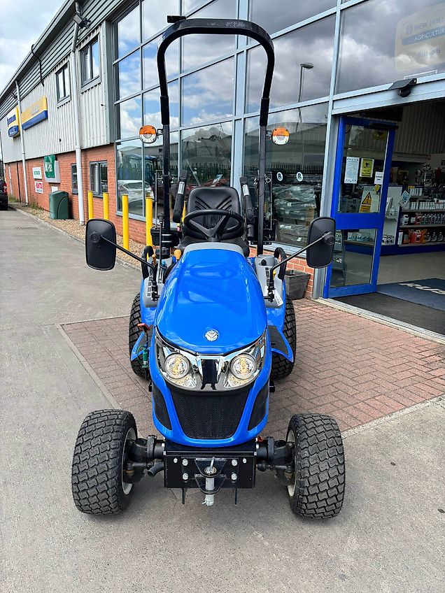 New Holland Agriculture NEW New Holland Boomer 25 Tractor For Sale
