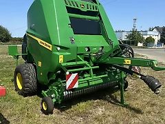 John Deere v451m