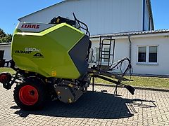 Claas VARIANT 560 RC Pro