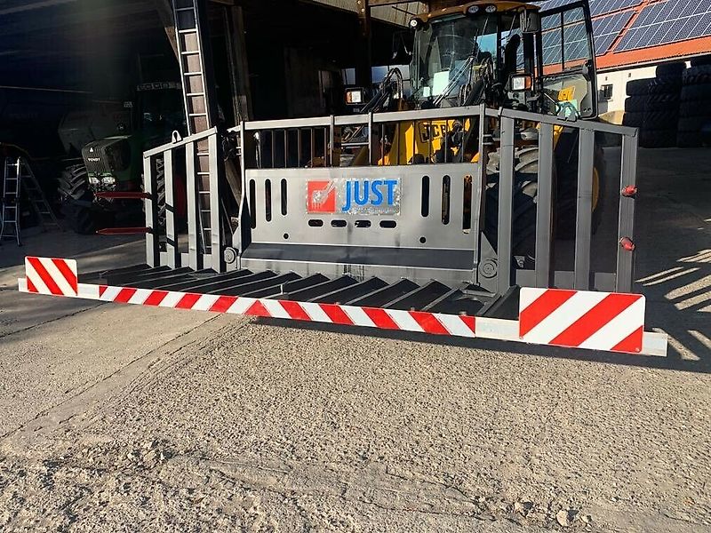 New Holland Silagegabel Grüngutgabel Radlader Volvo New Holland JCB