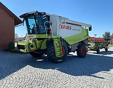 Claas LEXION 550 / 560 + heder v750 Claas LEXION 550 / 560 + heder v750