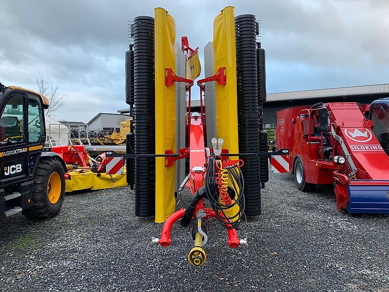 Pöttinger MERGENTO VT 9220 Bandschwader Schwader Vorführmaschine