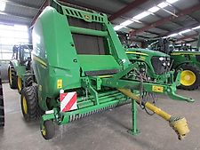 John Deere V 461M