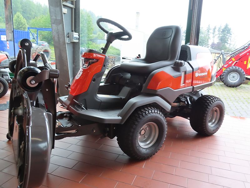 Husqvarna Rider R 420 TSX AWD