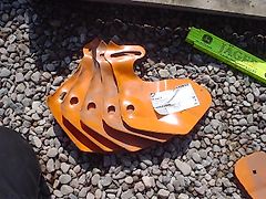 Amazone Tiefenbegrenzungshalter 5+3 Stück, Paketpreis