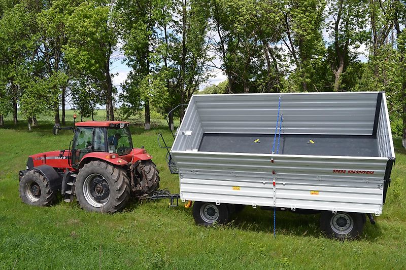 Kobzarenko 2-Achs Dreiseitenkipper 2 TSP21T inkl. Aufsatzbordwände 800 mm