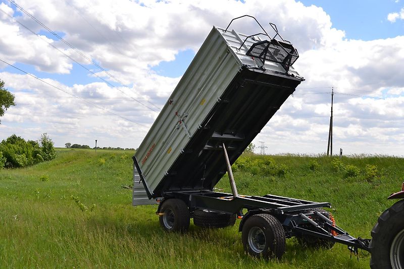 Kobzarenko 2-Achs Dreiseitenkipper 2 TSP21T inkl. Aufsatzbordwände 800 mm