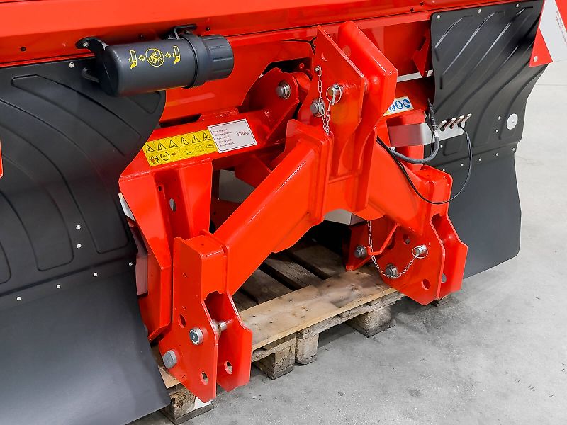 Gaspardo Primo EW332 3210 liter, 12-36 m fertilizer spreader