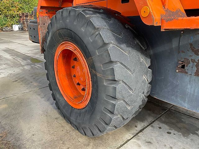 Doosan DL200