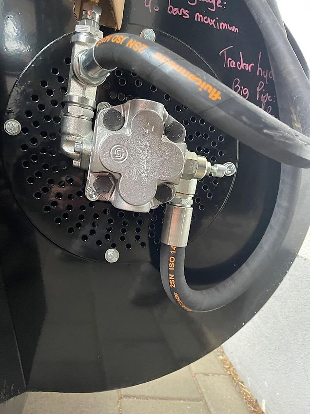 Delimbe T20 Fronttank 1700l pneumatische Sämaschine Sägerät