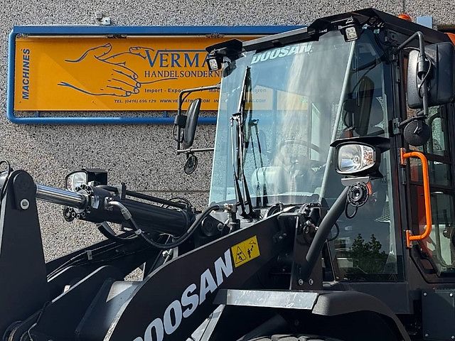 Doosan DEVELON /DL200-7, central lubrication, 2022