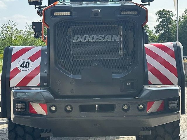 Doosan DEVELON /DL200-7, central lubrication, 2022