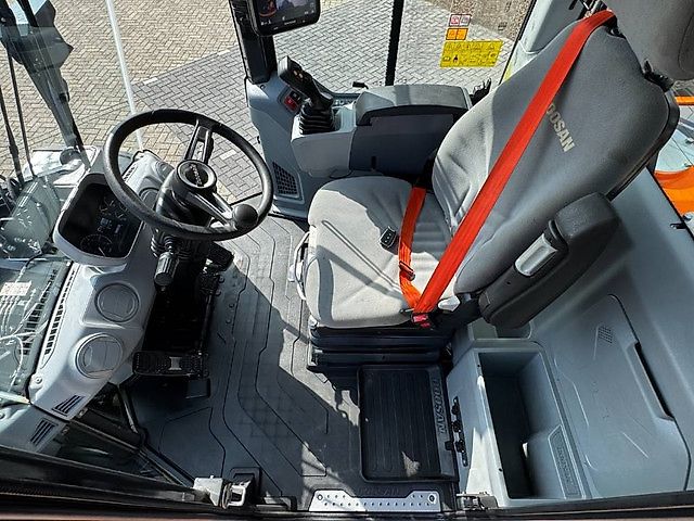 Doosan DEVELON /DL200-7, central lubrication, 2022