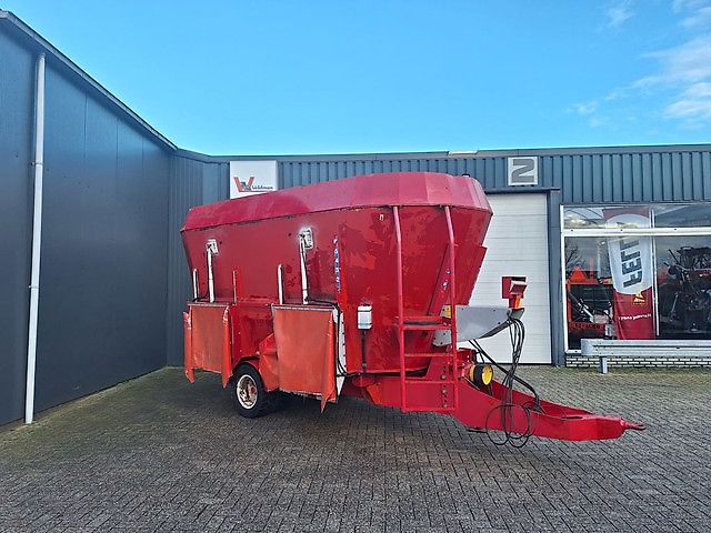 JF-Stoll 18M3 VOERMENGWAGEN