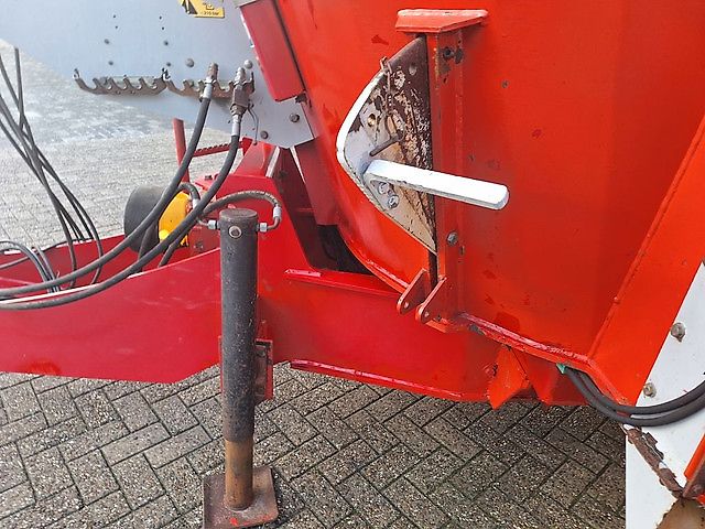 JF-Stoll 18M3 VOERMENGWAGEN