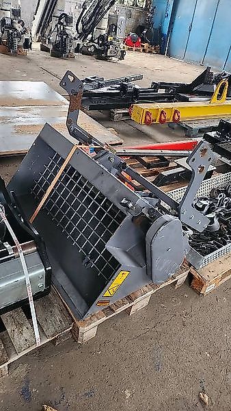 Dynapac Splittstreuer Balkenstreuer für CC1200 VI