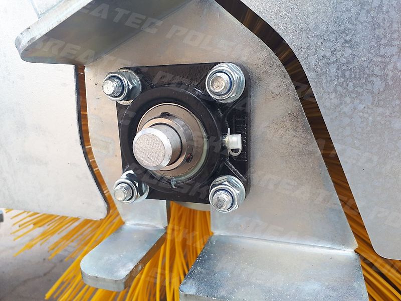 KREATEC Kehrmaschine /Kehrbesen/Veegmaschine, Burste 620 mm - 2,2 m