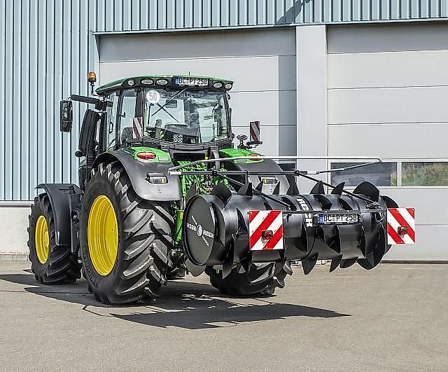 Reck WAŁ DO ZIELONKI, ROZGARNIACZ, ROZTRZĄSACZ MAGNA, FIRMY RECK 2,5M