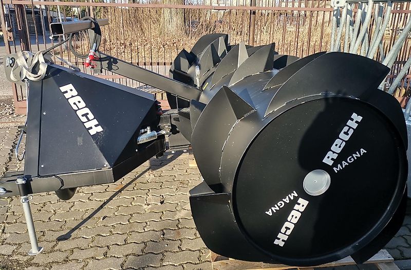 Reck WAŁ DO ZIELONKI, ROZGARNIACZ, ROZTRZĄSACZ MAGNA, FIRMY RECK 2,5M