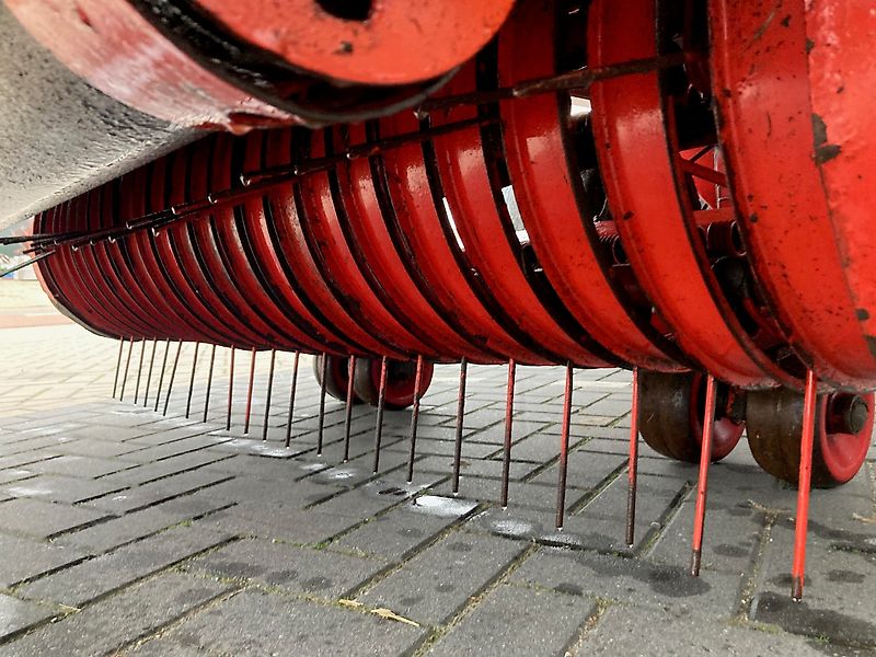 Taarup 465 opraapwagen