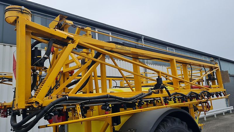 Dubex Vector 3200 Liter 27m, 2x 210 Liter Pumpe, 9 Teilbreiten, Spraycontrol S, mit TÜV