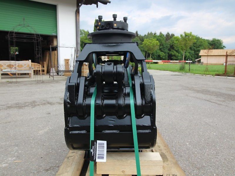 Menzi Muck UG 08 Universalgreifer Greifer Sortiergreifer