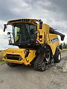 New Holland CR 8.90