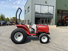 Massey Ferguson 1540 Compact Tractor (ST23249)