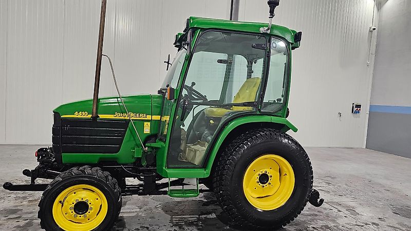 John Deere 4410