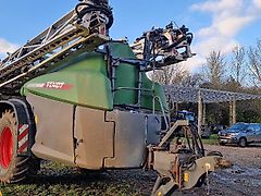 Fendt 366 TRAILED SPRAYER