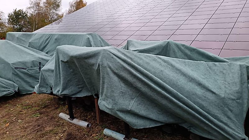 Howard Howard Sämavator Direktsaatgerät&Schutzvlies Optional mit Vorbaugrubber 20 Saatrohren Drehbar für Breitsaatablage mit Pakerwalze zur Saatgutfixierung Fahrgassenschaltung Hydraulische Ausführung Rotorklingen 100%