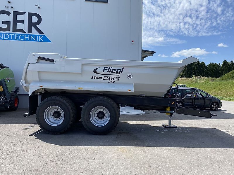 Fliegl Stone Master 252 Profi