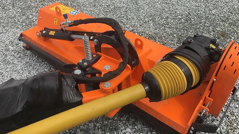 TALEX BÖSCHUNGSMULCHER LEOPARD RB 1,80 hintenseitlich Auslegelmulcher