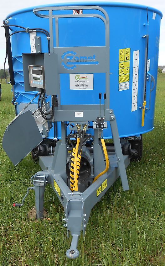 Zamet Fider 7m3 * fodder mixer from Zamet / CARRO DE ALIMENTACION / Futterwagen