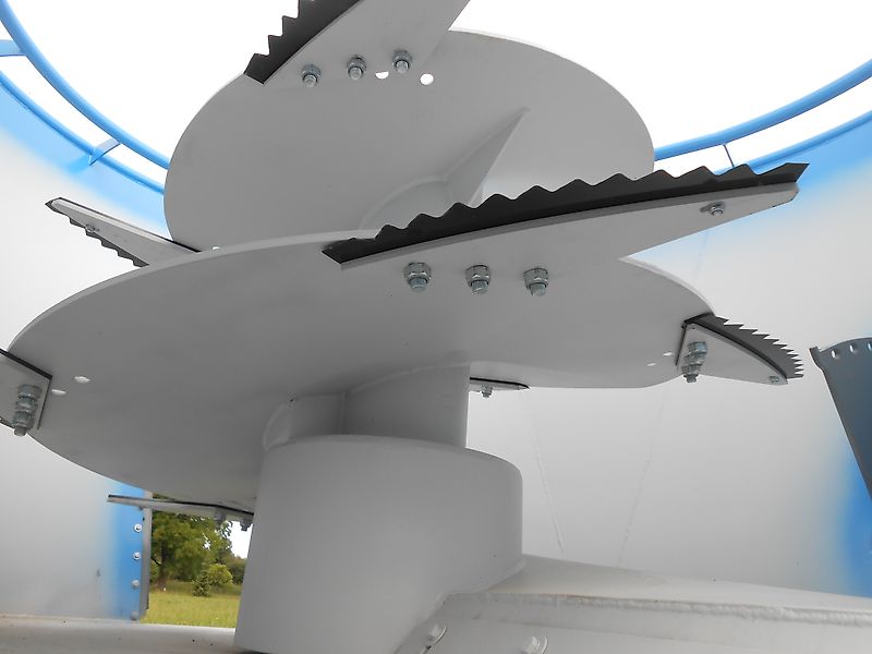 Zamet Fider 7m3 * fodder mixer from Zamet / CARRO DE ALIMENTACION / Futterwagen