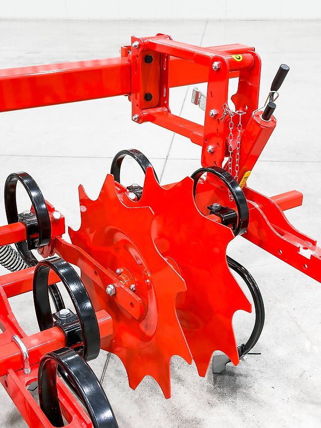 Gaspardo HS8 folding frame, 8-row inter-row cultivator