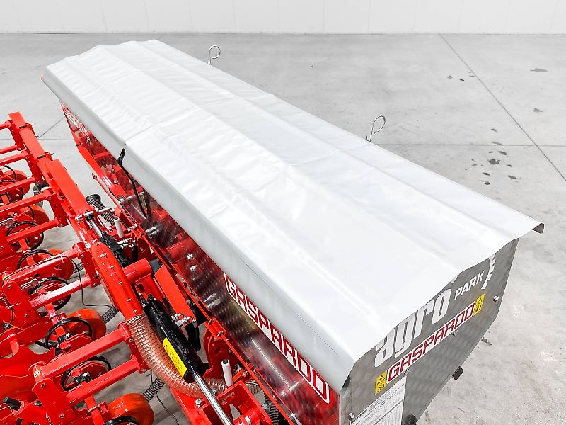 Gaspardo HS8 folding frame, 8-row inter-row cultivator