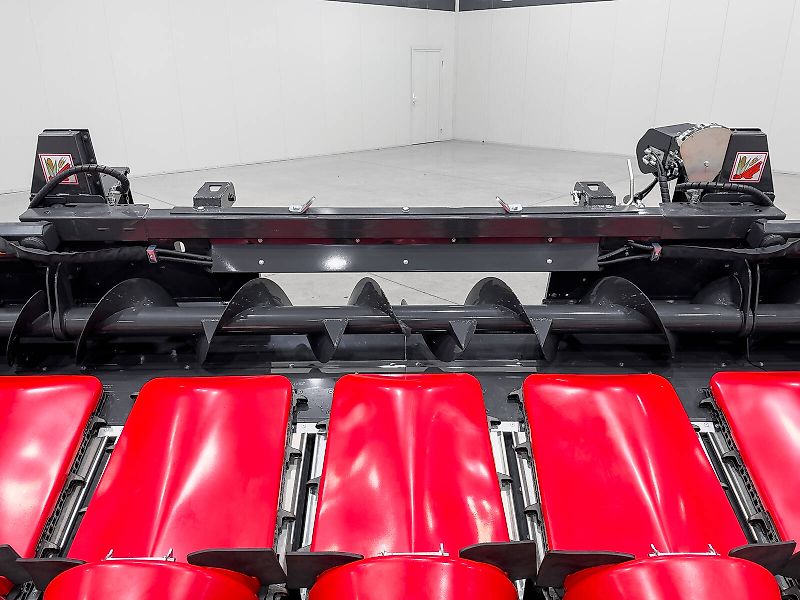 Capello Quasar R6 6 row (75 cm), foldable corn header for John Deere combines