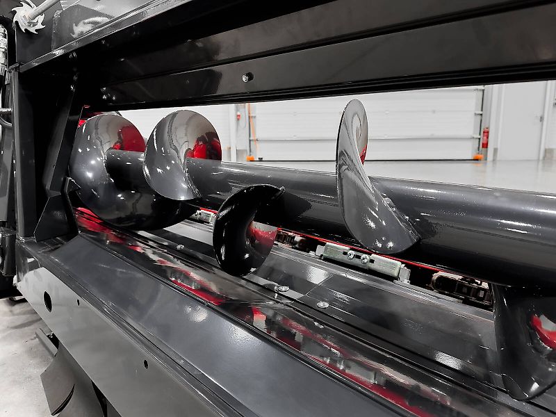 Capello Quasar R6 6 row (75 cm), foldable corn header for John Deere combines