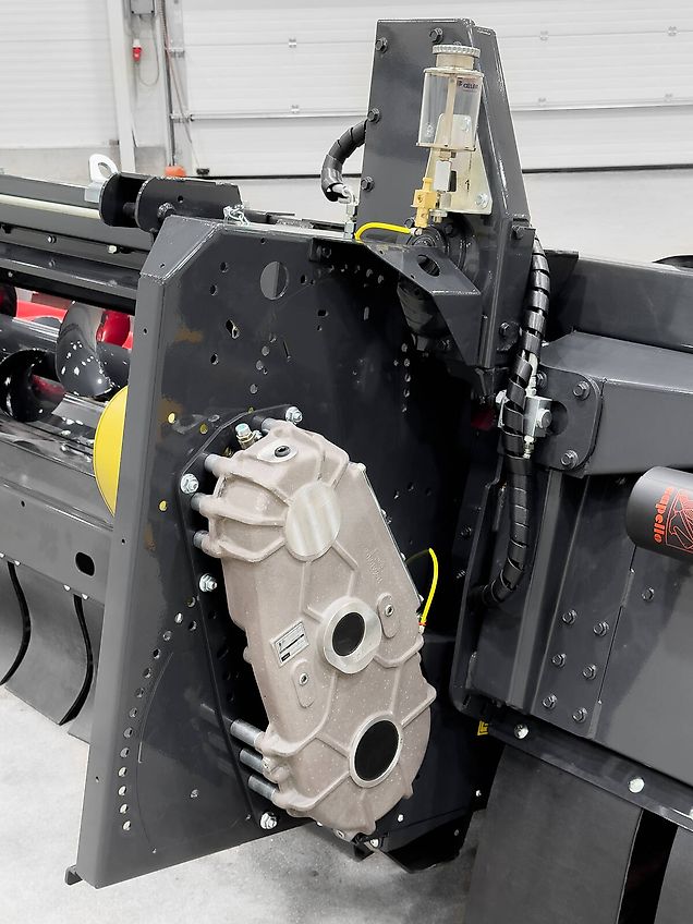 Capello Quasar R6 6 row (75 cm), foldable corn header for John Deere combines