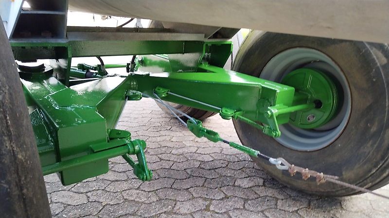 Meyer-Lohne Rekordia Güllefass Wasserwagen 6000 Liter Vakumkompressor Güllewagen 6000 Liter Wassefass 6000 Liter zum Wässern von Anpflanzungen Tandemachse